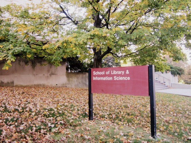 Photo of IU School of LIbrary and Information Science